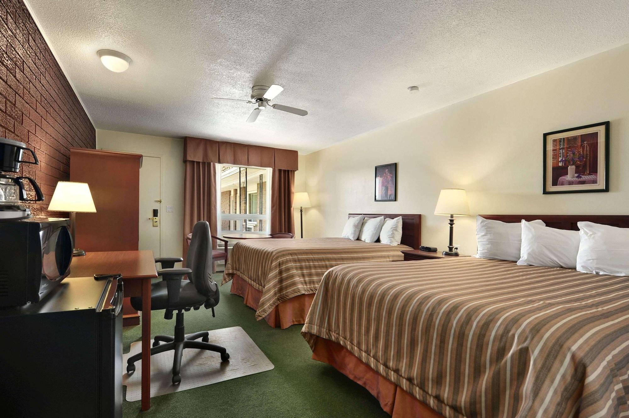 Travelodge By Wyndham Simcoe Zewnętrze zdjęcie