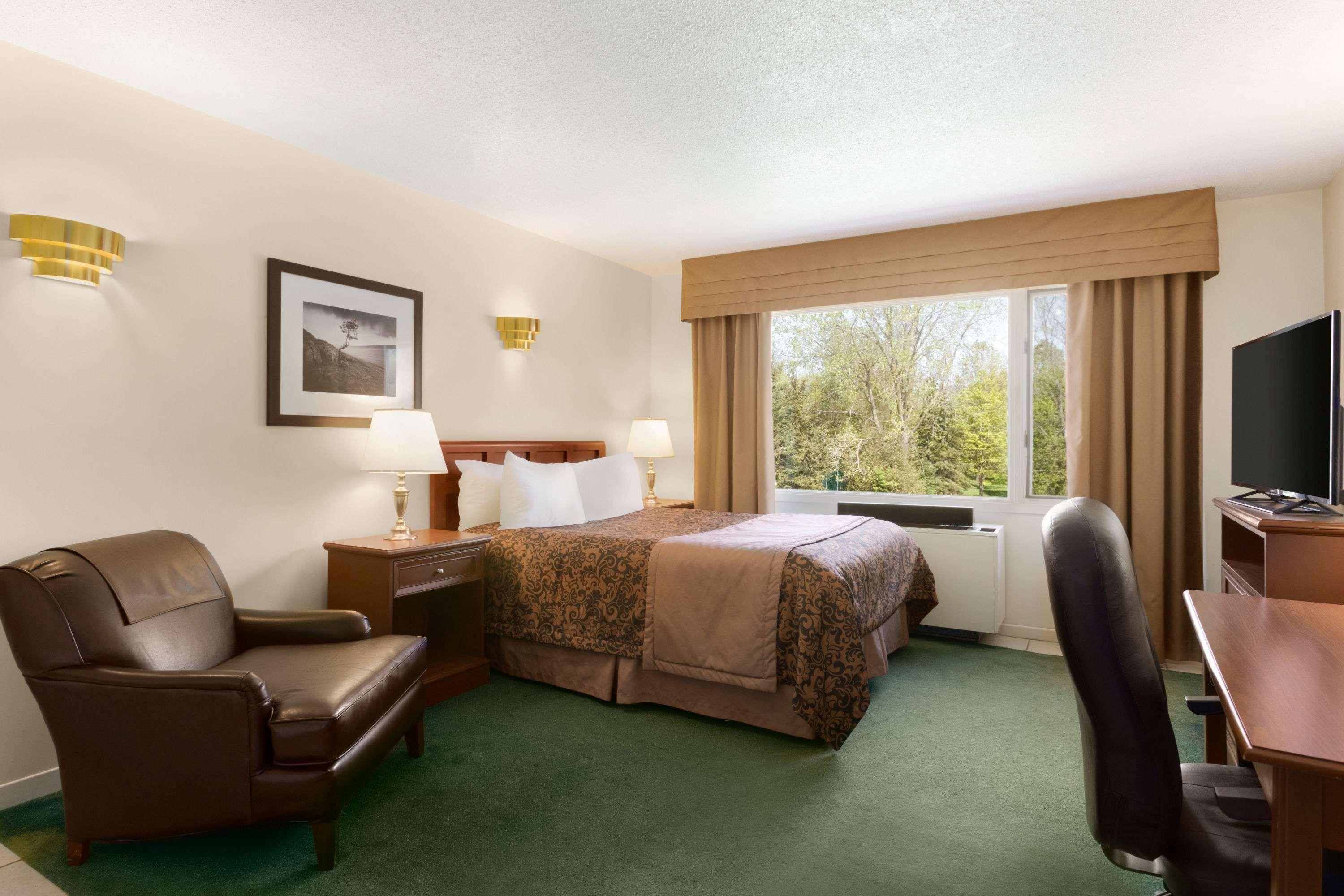 Travelodge By Wyndham Simcoe Zewnętrze zdjęcie